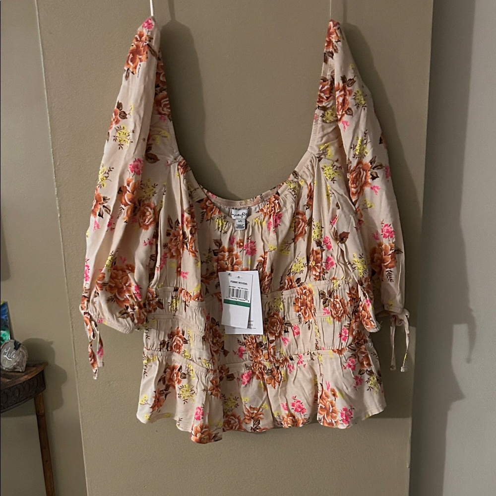 Free People Floral Beige and Pink Blouse - Picture 2 of 4